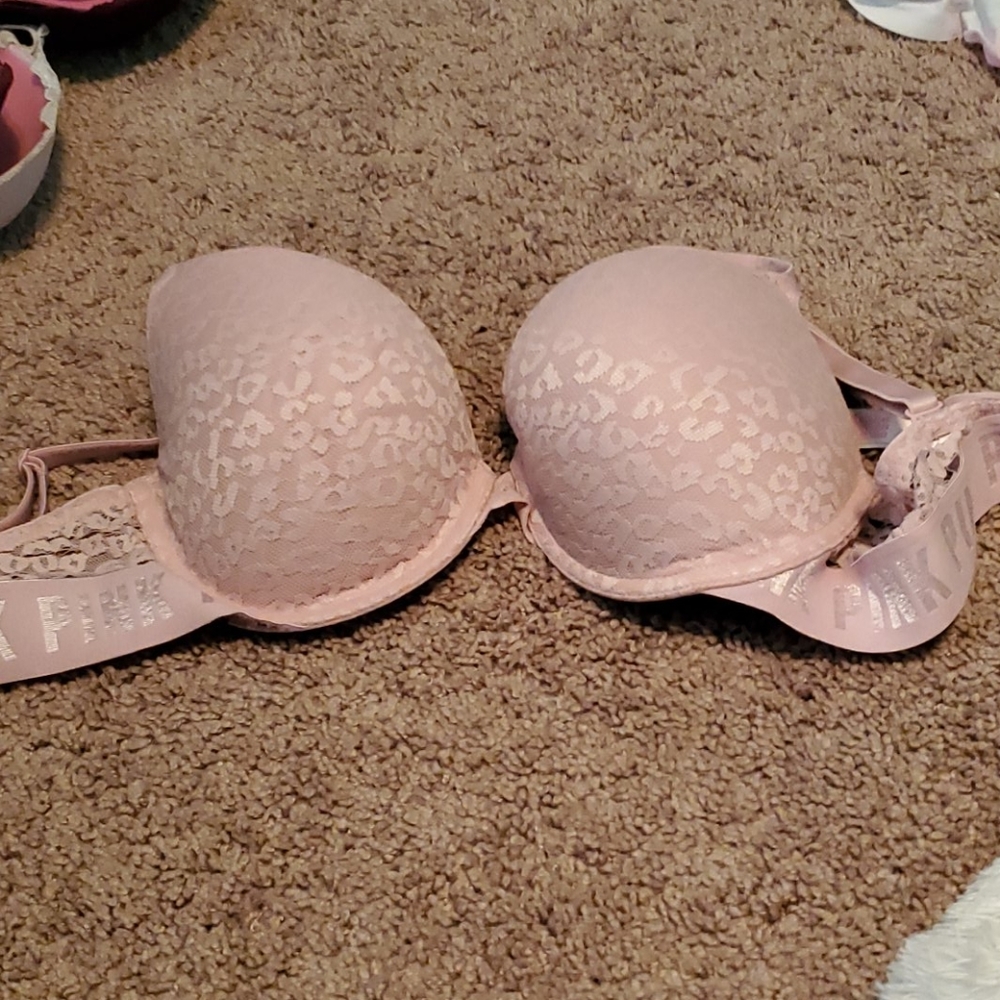 Vs pink bra